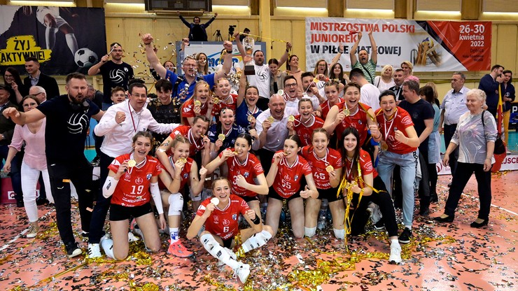 Złote drużyny polskiej siatkówki. Kto zgarnął trofea w sezonie 2021/22?