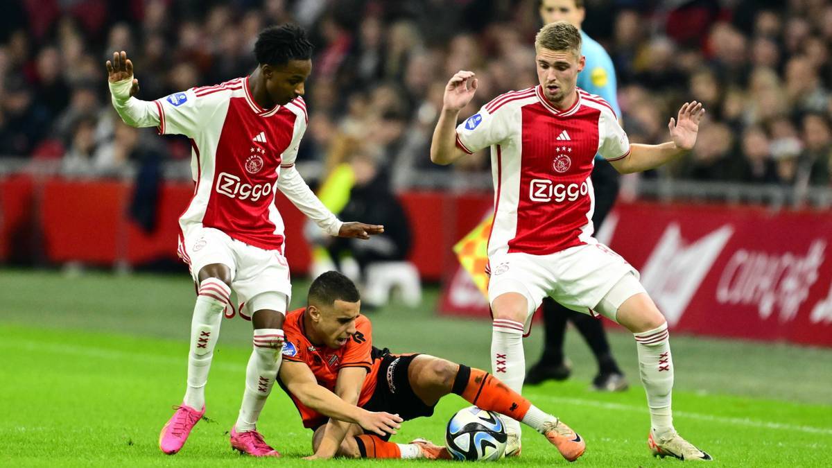 Puchar Holandii: USV Hercules - Ajax Amsterdam. Relacja na żywo 