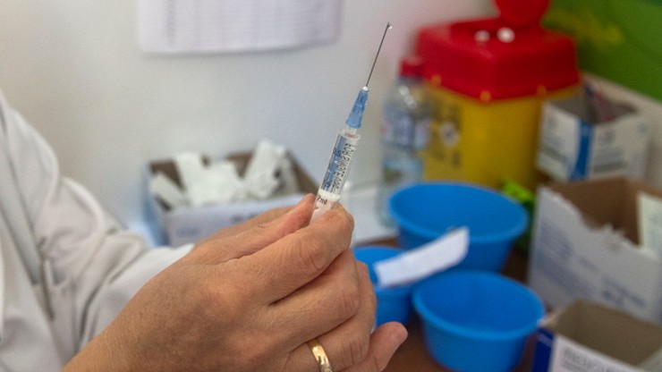 BioNTech: na razie nie trzeba dostosowywać szczepionki do nowych wariantów koronawirusa