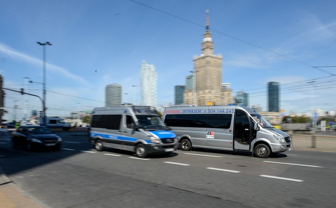 Pierwszy dzień szczytu NATO w Warszawie. Zamknięte ulice w centrum, autobusy na objazdach