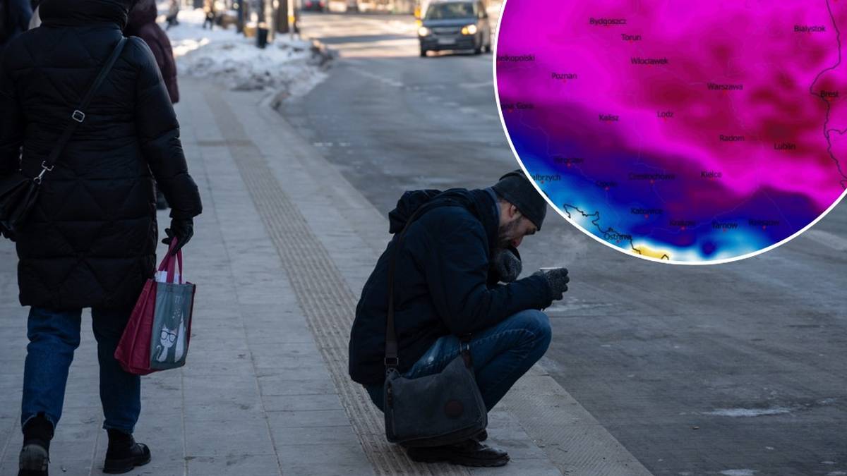 Ludzie na chodniku, obok mapa pogody wskazująca nadchodzące opady.
