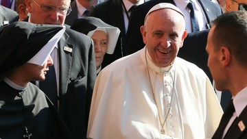 Szef MON rozmawiał z papieżem o katastrofie smoleńskiej
