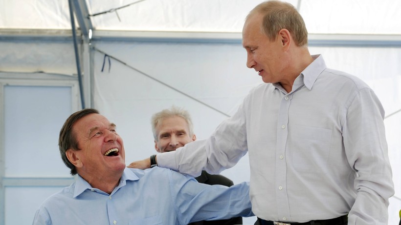 Borussia Dortmund zrywa z przyjacielem Putina! Gerhard Schroeder pozbawiony honorowego członkostwa