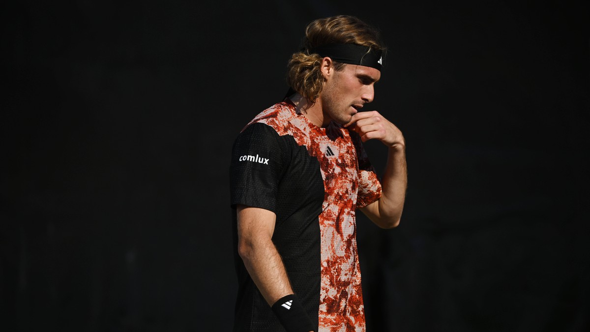 Stefanos Tsitsipas nie zagra w ćwierćfinale... Zaskakująca porażka Greka w Halle