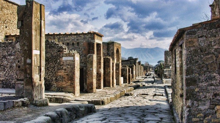Włochy. W Pompejach odkryto doskonale zachowany pokój niewolników