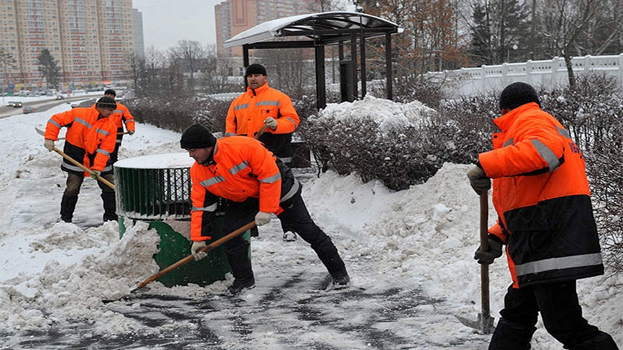 26.01.2021 07:00 Pracujesz na mrozie? Pracodawca ma wobec Ciebie obowiązki. Sprawdź, czego możesz od niego zażądać