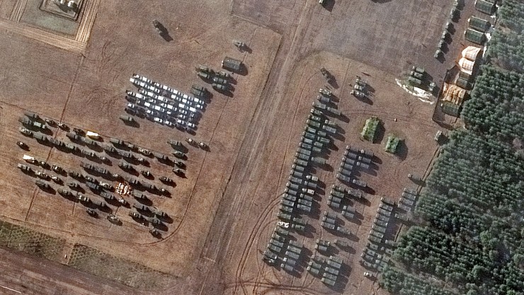 USA. Reuters: Satelita wykrył sto pojazdów wojskowych przy granicy białorusko-ukraińskiej