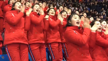 Cheerleaderki z Korei Północnej zrobiły furorę w Pjongczangu. Występ "armii piękna" hitem internetu