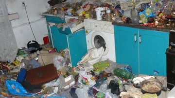 Zdewastowane, pełne śmieci. Urzędnicy z Katowic pokazali zdjęcia mieszkań komunalnych