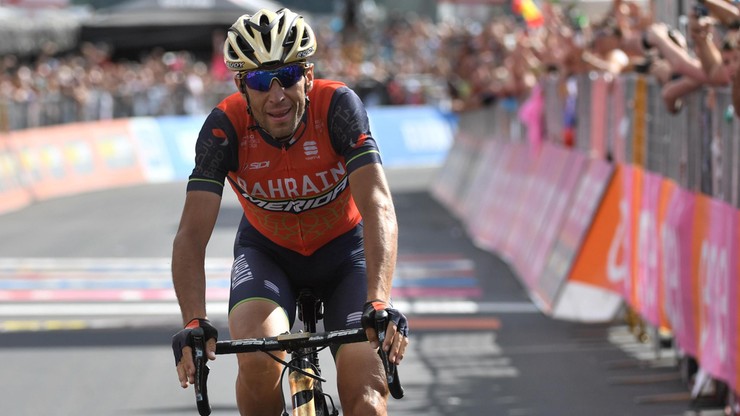 Giro d'Italia: Nibali wygrał 16. etap, kłopoty żołądkowe Dumoulina