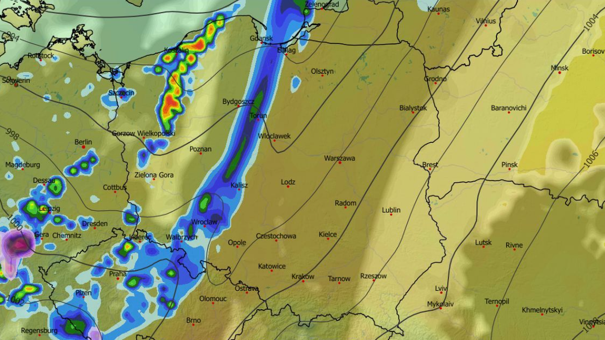 W środę z zachodu do Polski dotrze front atmosferyczny z intensywnymi opadami deszczu, a lokalnie na południu również deszczu ze śniegiem