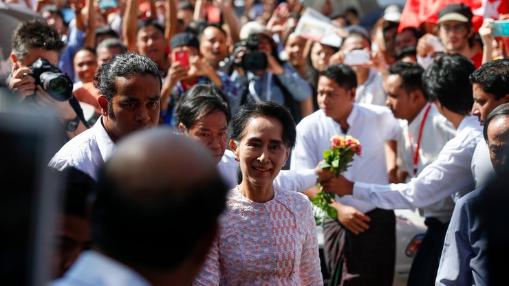 Birmański rząd zapowiedział "pokojowe przekazanie władzy" po wyborach