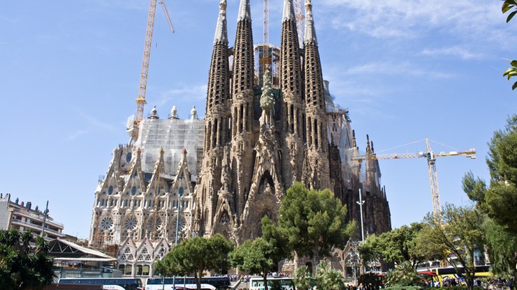 Ewakuacja bazyliki Sagrada Familia w Barcelonie. "Operacja antyterrorystyczna"