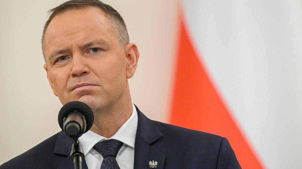 "Muszę powiedzieć szczerze". Nawrocki odpowiada na propozycję Macrona