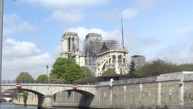Odbudowa Notre Dame może przyspieszyć. Darczyńcy finalizują umowy