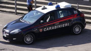 Zuchwały napad na bank w Neapolu. Sprawcy wzięli zakładników, potem zbiegli tunelem