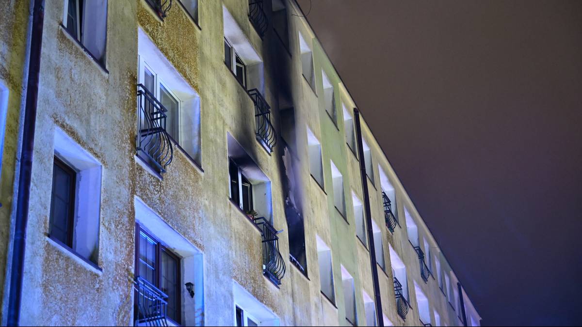 Pożar w bloku w Koszalinie. Dziewięć osób poszkodowanych