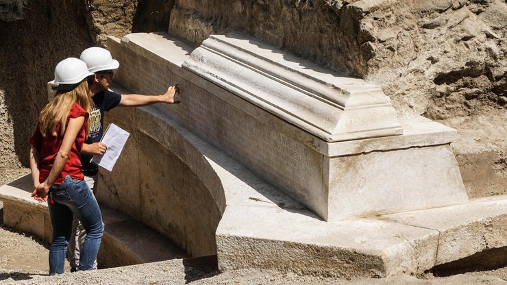 W Pompejach odkryto grobowiec rzymskiego "Księcia". Organizował przyjęcia, pokazy atletów i spektakle