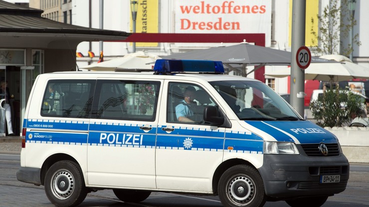 Atrapę bomby znaleziono pod mostem w Dreźnie