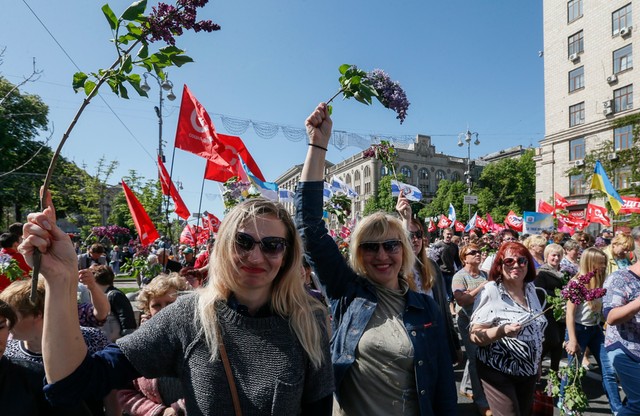 Marsz w Kijowie w Święto Pracy