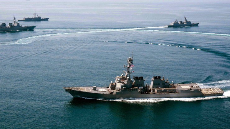 Chińczycy nakryli w pobliżu swoich sztucznych wysp amerykański niszczyciel rakietowy