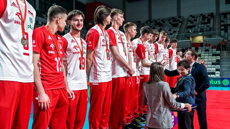 Awans w efektownym stylu! Polscy siatkarze wygrali ważny turniej (ZDJĘCIA)