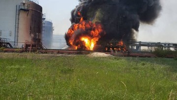 Rosjanie ostrzelali drugą największą rafinerię w Ukrainie. Groźba wybuchu
