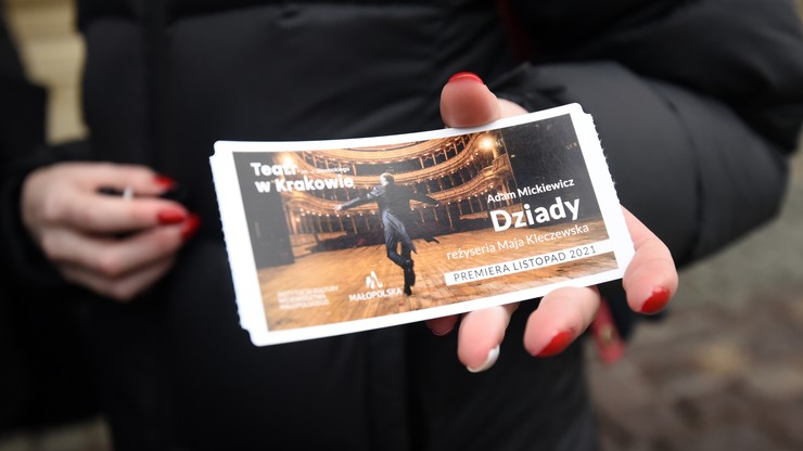 Kara za "Dziady"? Minister rezygnuje ze współprowadzenia krakowskiego teatru