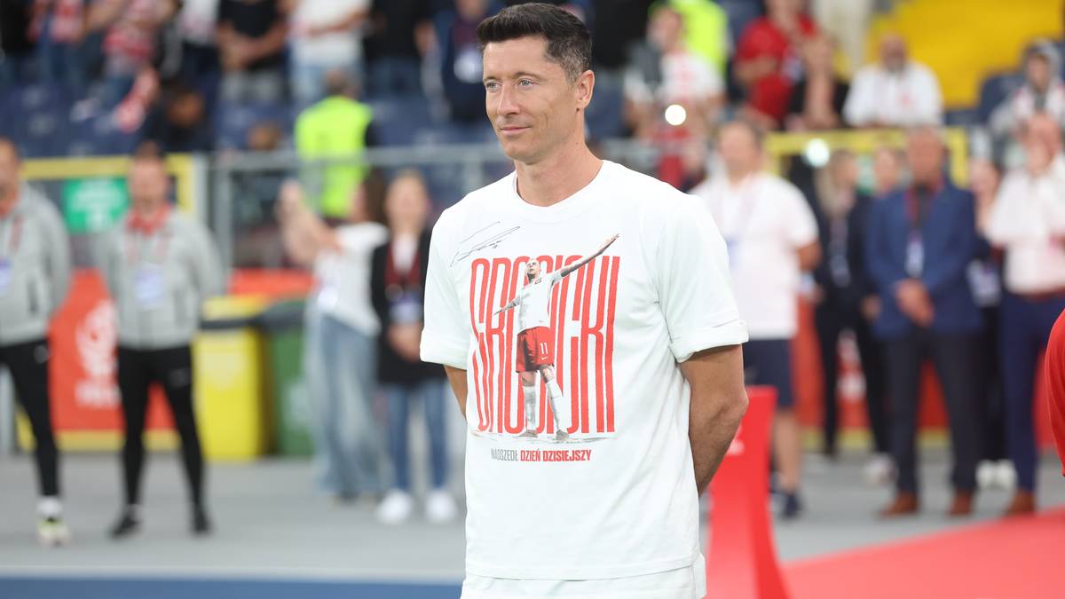 Zrezygnują z Lewandowskiego! Złe wieści dla polskiego napastnika