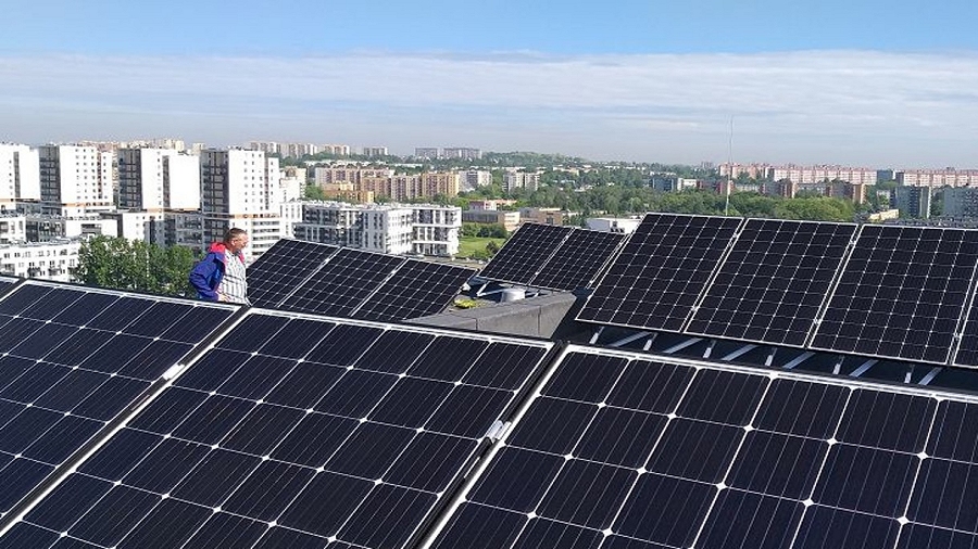 04.07.2019 08:00 Na jednym z krakowskich osiedli powstała innowacyjna farma solarna