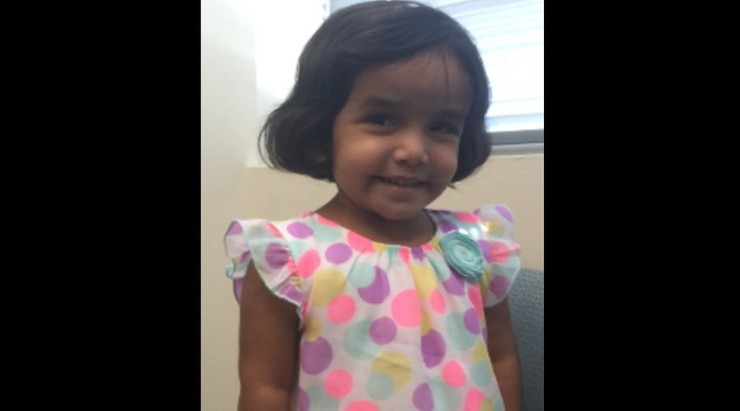 Odnaleziono ciało 3-letniej Sherin. Ojciec twierdził, że zaginęła. Teraz zmienił zeznania