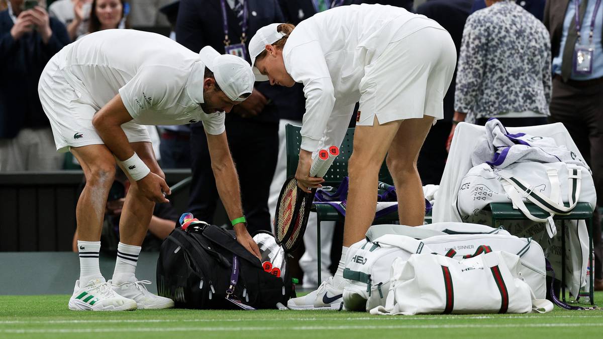 Prowadził z Sinnerem 2:0 i skreczował! Wielki pech w czwartej rundzie Wimbledonu