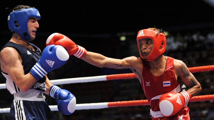 Rio 2016: Zawodowi bokserzy Ruenroeng i N'Dam awansowali na igrzyska