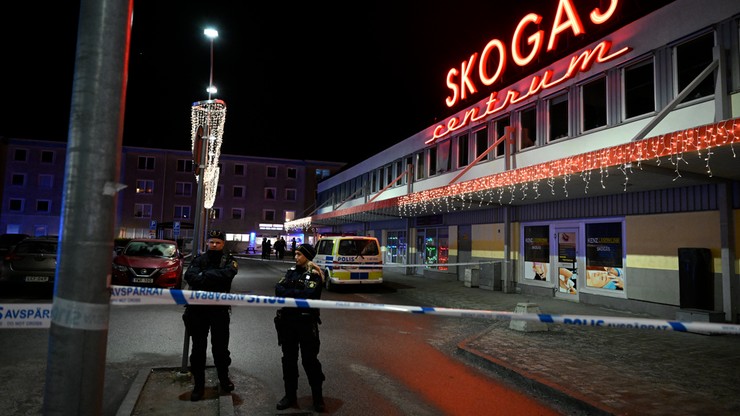 Szwecja, Skogås: Nastolatek zastrzelony przed restauracją