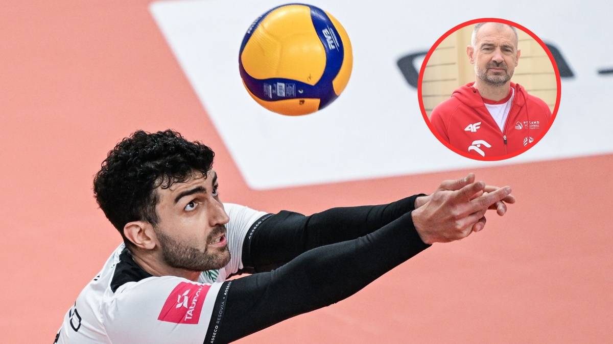 Siatkarz wykonujący zagrywkę, obok zdjęcie trenera.