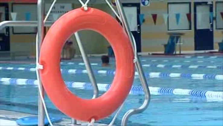 Trzy osoby z zarzutami ws. utonięcia dziecka na basenie w Wiśle