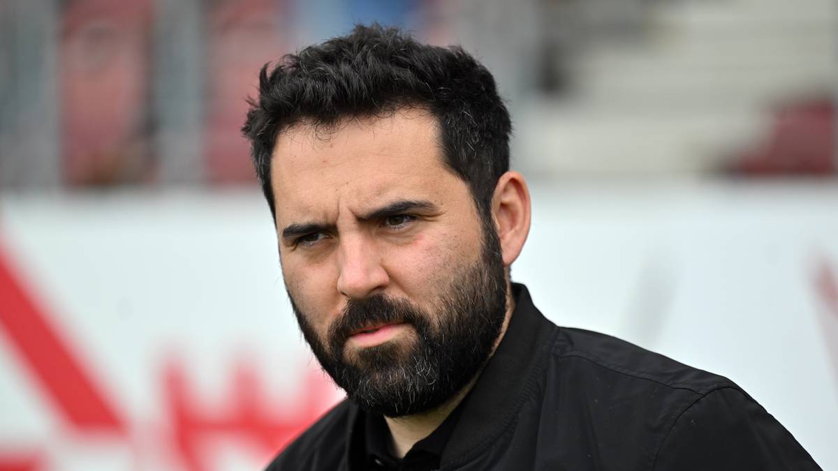 Goncalo Feio zostaje w Legii Warszawa. Pytanie - z czym i z kim?