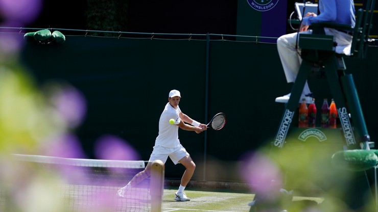 Wimbledon: Hurkacz przyznaje, że zabrakło mu doświadczenia w grze na trawie