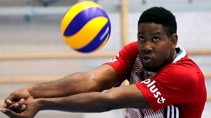 27 punktów Leona w zaciętym starciu Perugii z Weroną