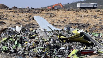 "Piloci rozbitego Boeinga przestrzegali procedur, ale nie byli w stanie kontrować samolotu"