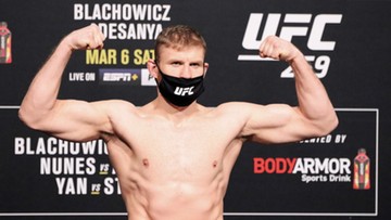 UFC 259: Błachowicz spotkał się z Khabibem (WIDEO)