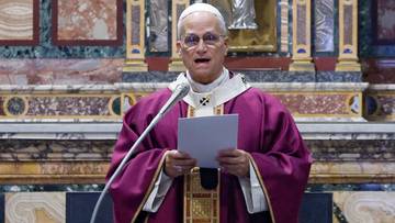 "Mózg musi być używany". Papież ostrzega księży przed nowym trendem