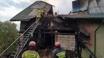 Stajnia doszczętnie spłonęła. Wewnątrz były konie
