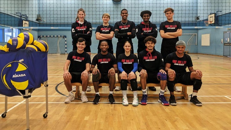 Trenerzy Mistrza Anglii – IBB Polonii Londyn z kolejnym sukcesem. Zawodnicy „Pro Volley Academy” powołani do Reprezentacji Anglii U-18