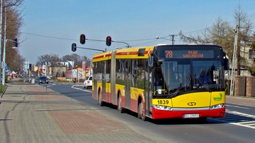 Cztery osoby ranne w zderzeniu autobusu MPK z samochodem osobowym w Łodzi