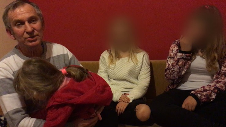 Interwencja ministerstwa nie pomogła. Dziewczynki z Myszkowa w rodzinie zastępczej
