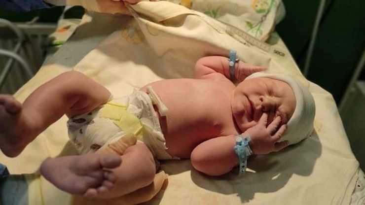 Pierwszy noworodek w 2022 roku. Leoś przyszedł na świat o godz. 00:01