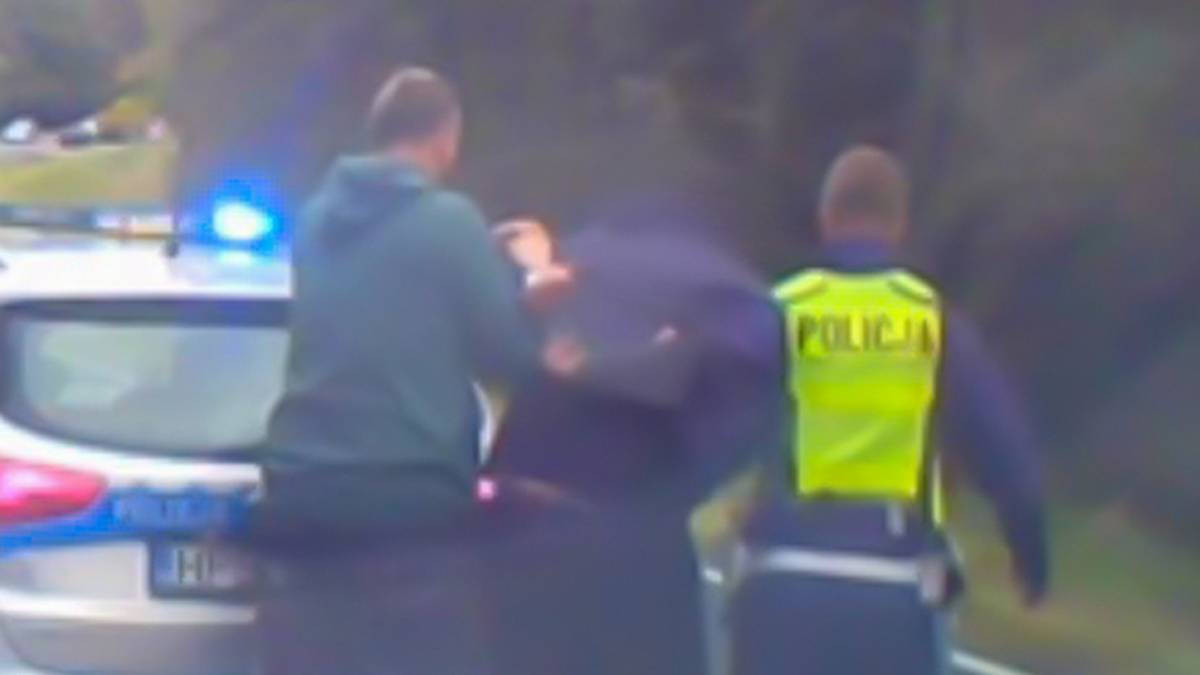 Uciekał przed policją korytarzem życia. Kierowca stanie przed sądem