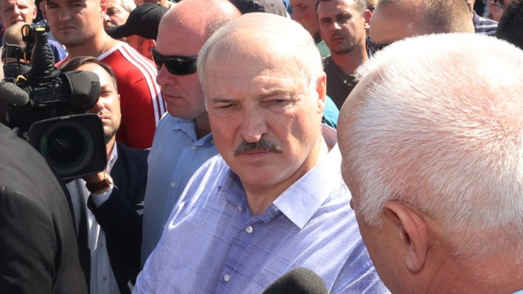 Łukaszenka: nowe wybory po przyjęciu nowej konstytucji