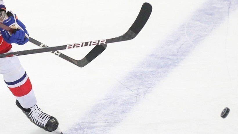 NHL: "Wyspiarze" przerwali serię 11 porażek